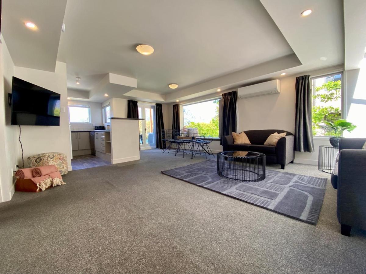 Lakefront Gem, Absolute Waterfront Queenstown Exterior photo