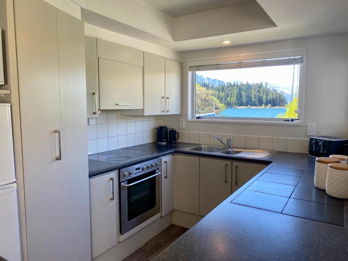 Lakefront Gem, Absolute Waterfront Queenstown Exterior photo